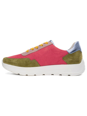 
                  
                    Ara New York Multi Trainer
                  
                