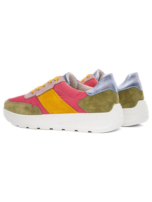 
                  
                    Ara New York Multi Trainer
                  
                