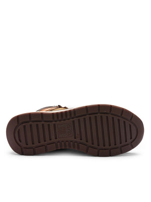 
                  
                    Ara Garda Hightop
                  
                