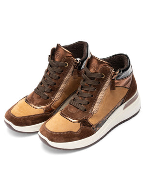 
                  
                    Ara Garda Hightop
                  
                