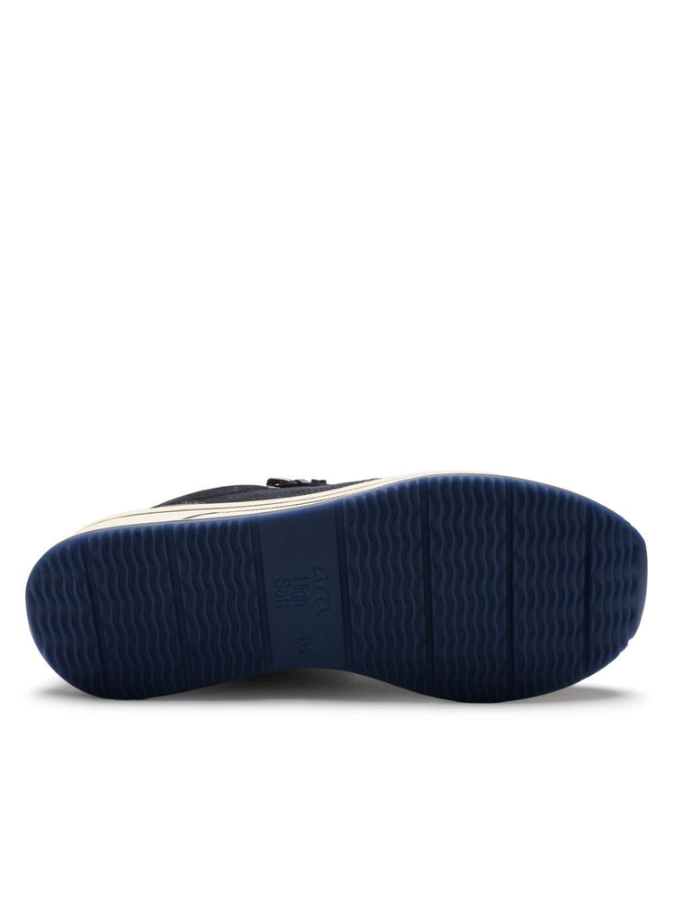 
                  
                    Ara Sapporo Navy Trainer
                  
                