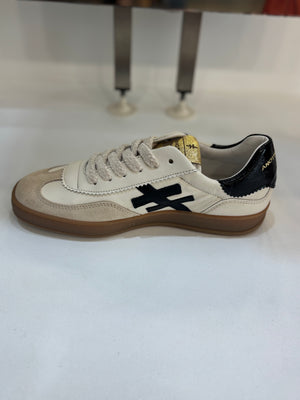 
                  
                    Another Trend Iconic Trainers Off White
                  
                