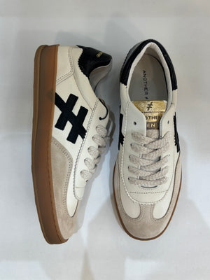 
                  
                    Another Trend Iconic Trainers Off White
                  
                