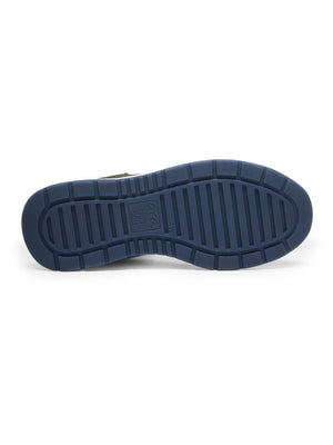 
                  
                    Ara Garda Multi Trainer
                  
                