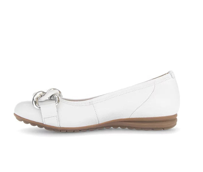 Gabor Smooth Leather White Sporty Ballerina - 62.625.50