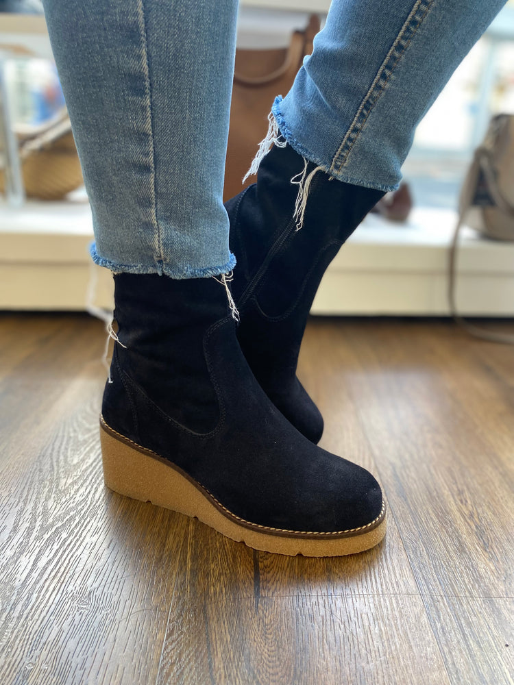 Block Heel Unisa Black Suede Ankle Boots UNISA NAVY SUEDE BLOCK