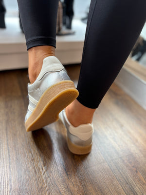 
                  
                    Gant Cuzima Metallic Trainer - Silver
                  
                