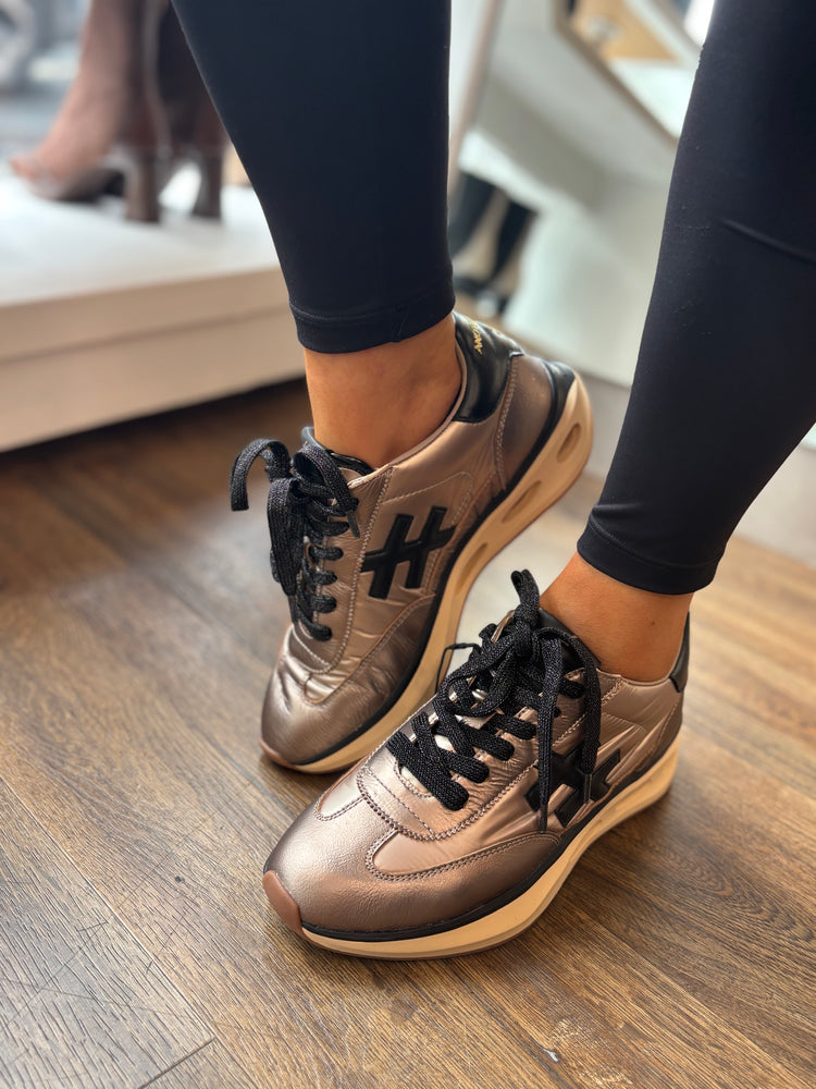 
                  
                    Another Trend Albaran Trainers - Smoke
                  
                