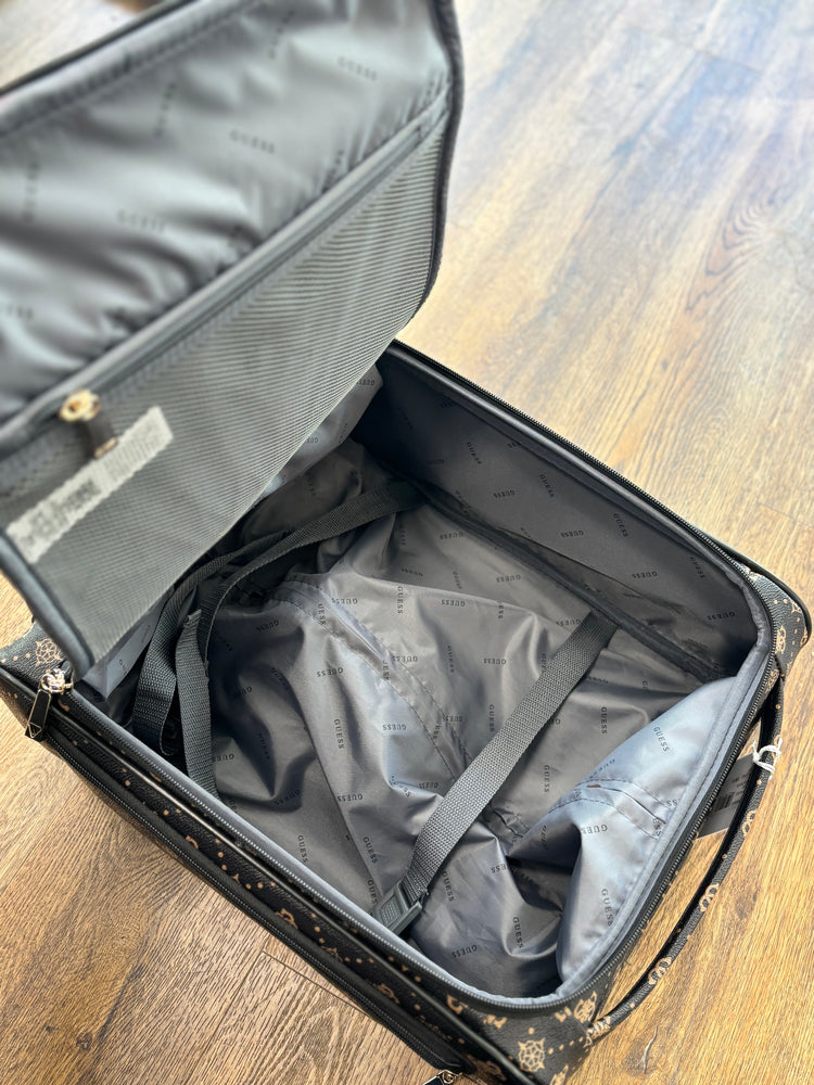 
                  
                    Guess Silia Logo 16" Travel Case - Carryon
                  
                