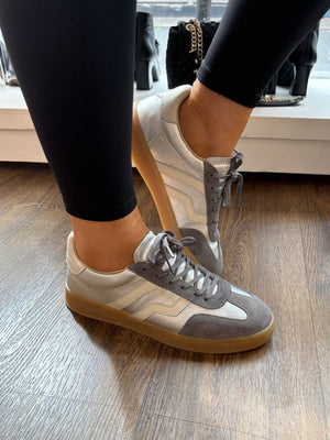 
                  
                    Gant Cuzima Metallic Trainer - Silver
                  
                