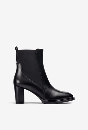 
                  
                    Unisa Luanco Leather Black Ankle Boots
                  
                