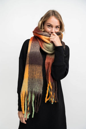 
                  
                    SEVERN FRINGED SCARF - Brown
                  
                