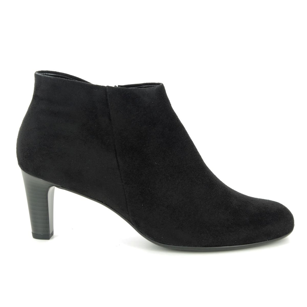 GABOR SUEDE ANKLE BOOT 35.850.47