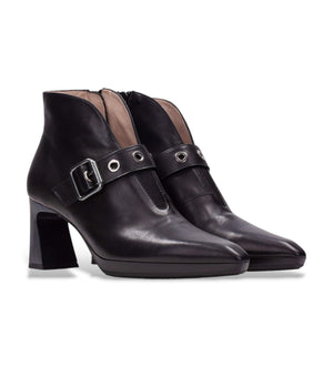 
                  
                    Hispanitas Atlanta Buckle Shoe Boots
                  
                
