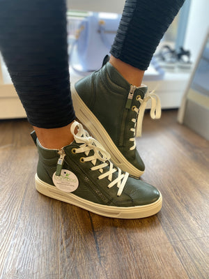
                  
                    ARA COURTYARD KHAKI HIGHTOP TRAINER 12-27404-98
                  
                