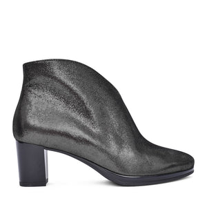 
                  
                    ARA ORLY SHIMMER ANKLE BOOT 12-23400-15 BLACK
                  
                