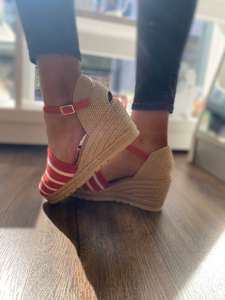 
                  
                    UNISA CANSIO 23 STRIPE ESPADRILLE WEDGE + COLOURS
                  
                