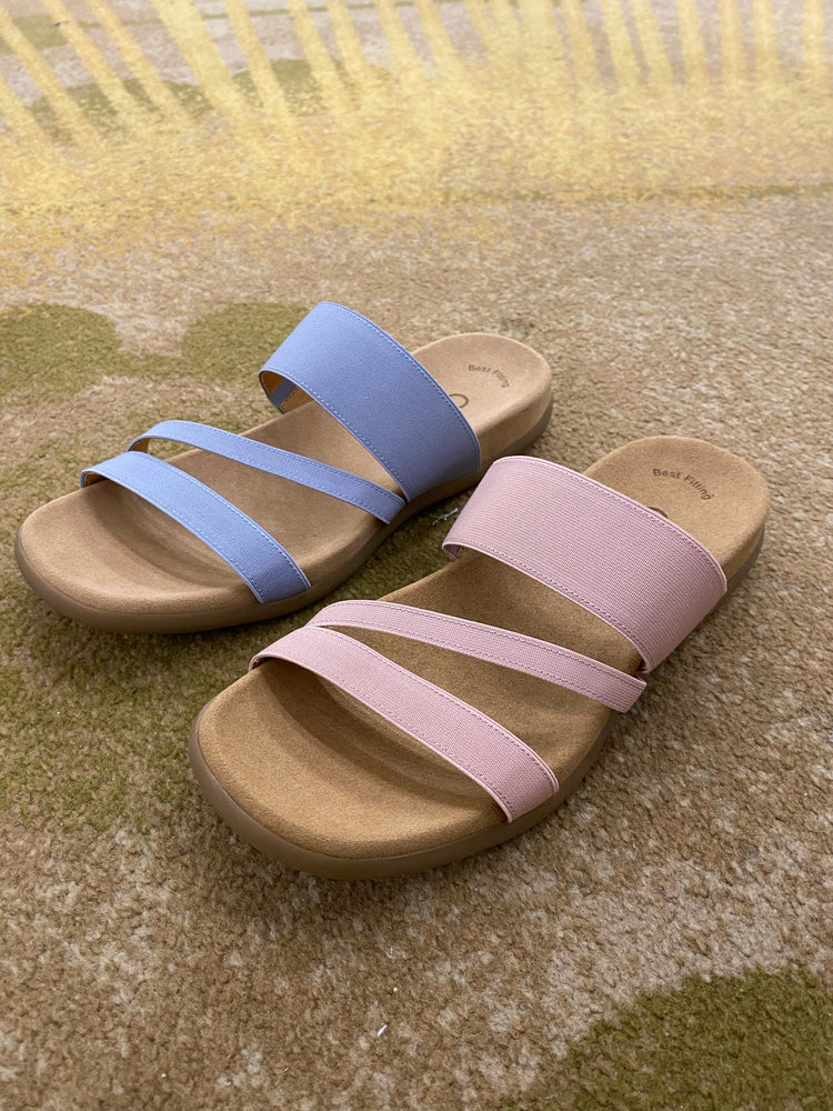 
                  
                    GABOR TRIPLE STRAP SANDALS 83.702.66 - PASTEL BLUE
                  
                